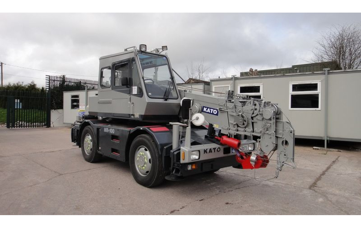 Аренда автокрана короткобазного KATO MR-100 – кран 10 т, стрела 22 м